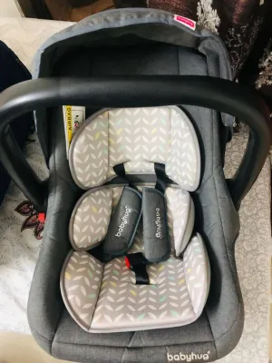 BABYHUG Amber Car Seat/Carry Cot