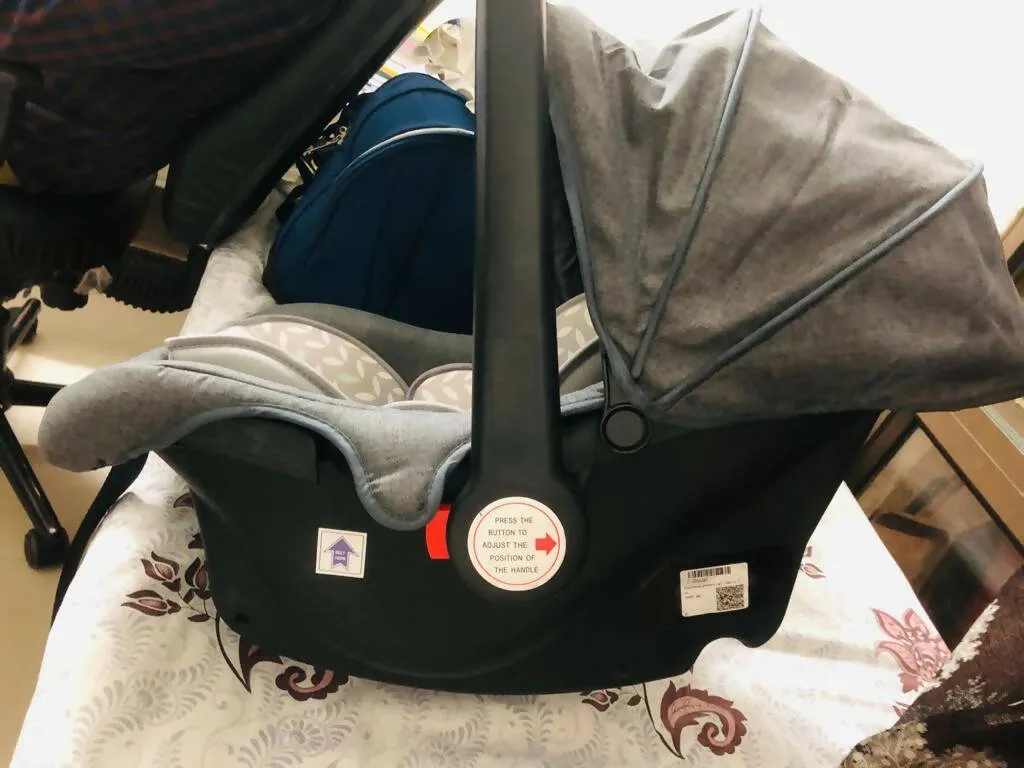 BABYHUG Amber Car Seat/Carry Cot