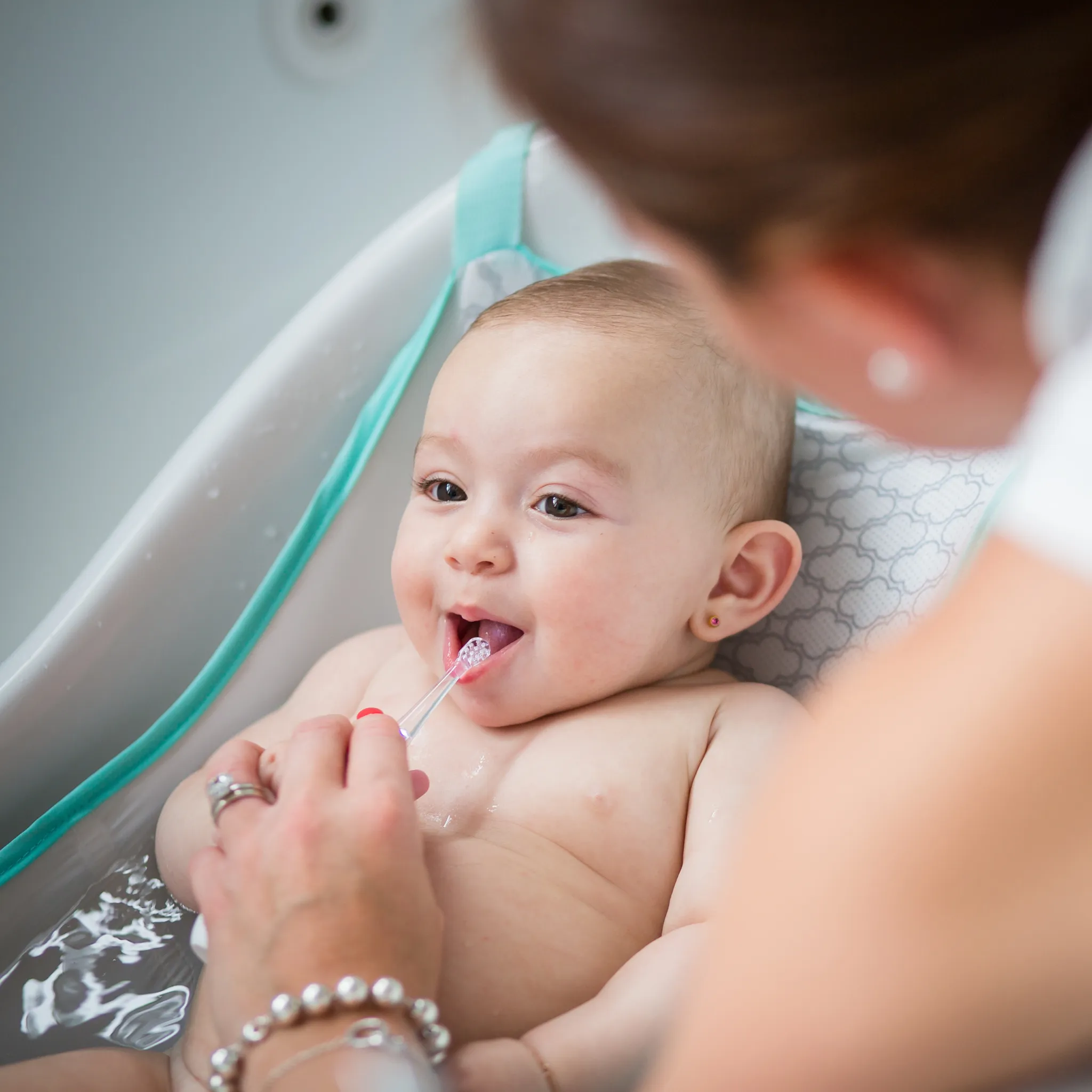 BBlüv | Sönik - 2 Stage Sonic Toothbrush for Baby and Toddler